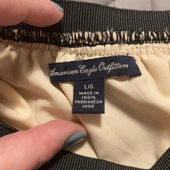 AE Outfitters Multi-Layer Mini Skirt Size L - Picture 2 of 4